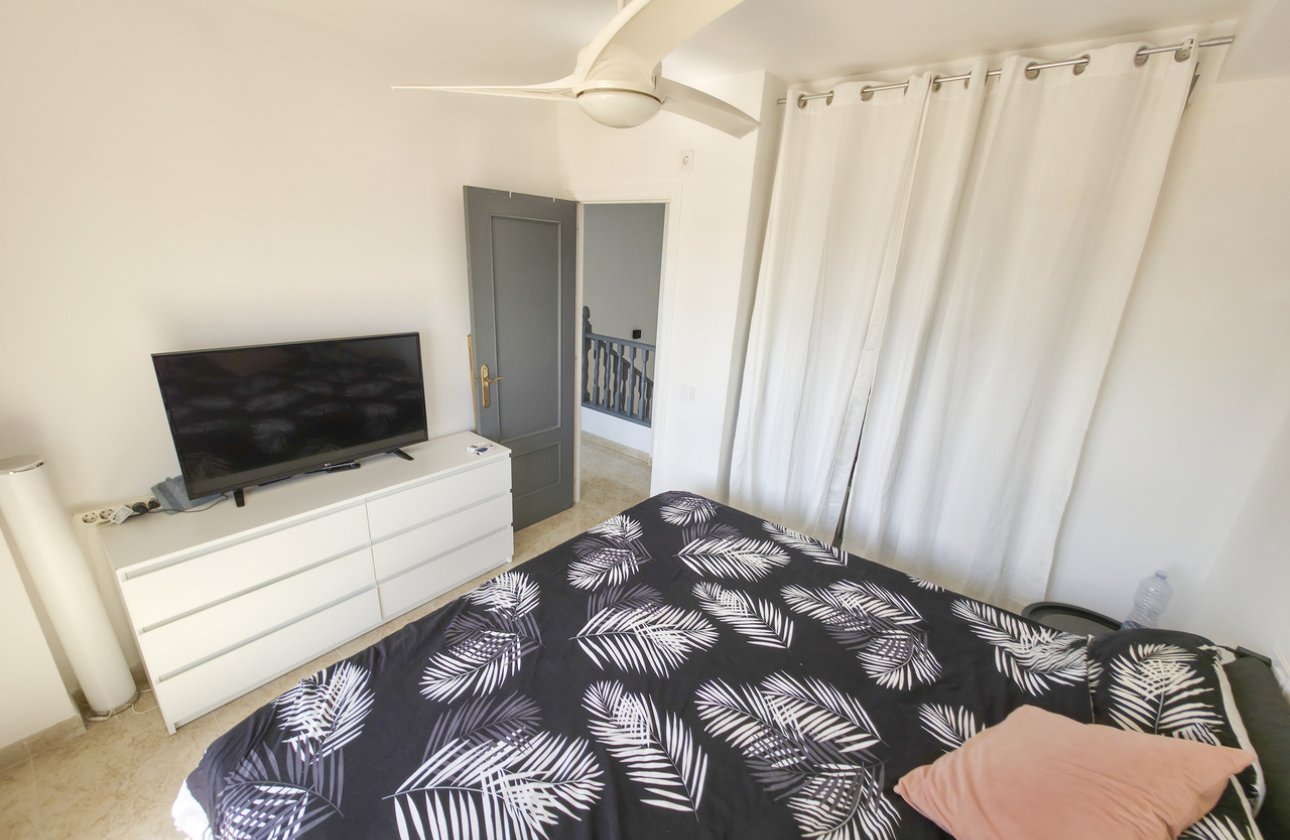 Herverkoop - Villa -
Villamartin - Costa Blanca