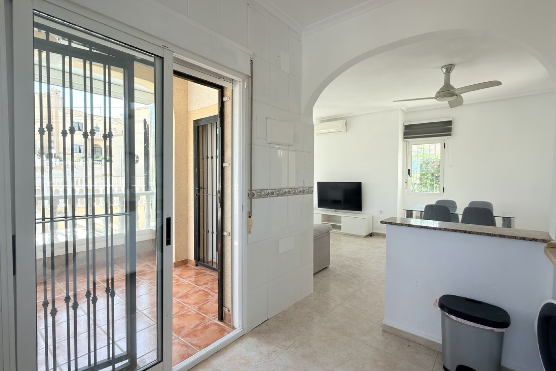 Herverkoop - Villa -
Villamartin - Costa Blanca