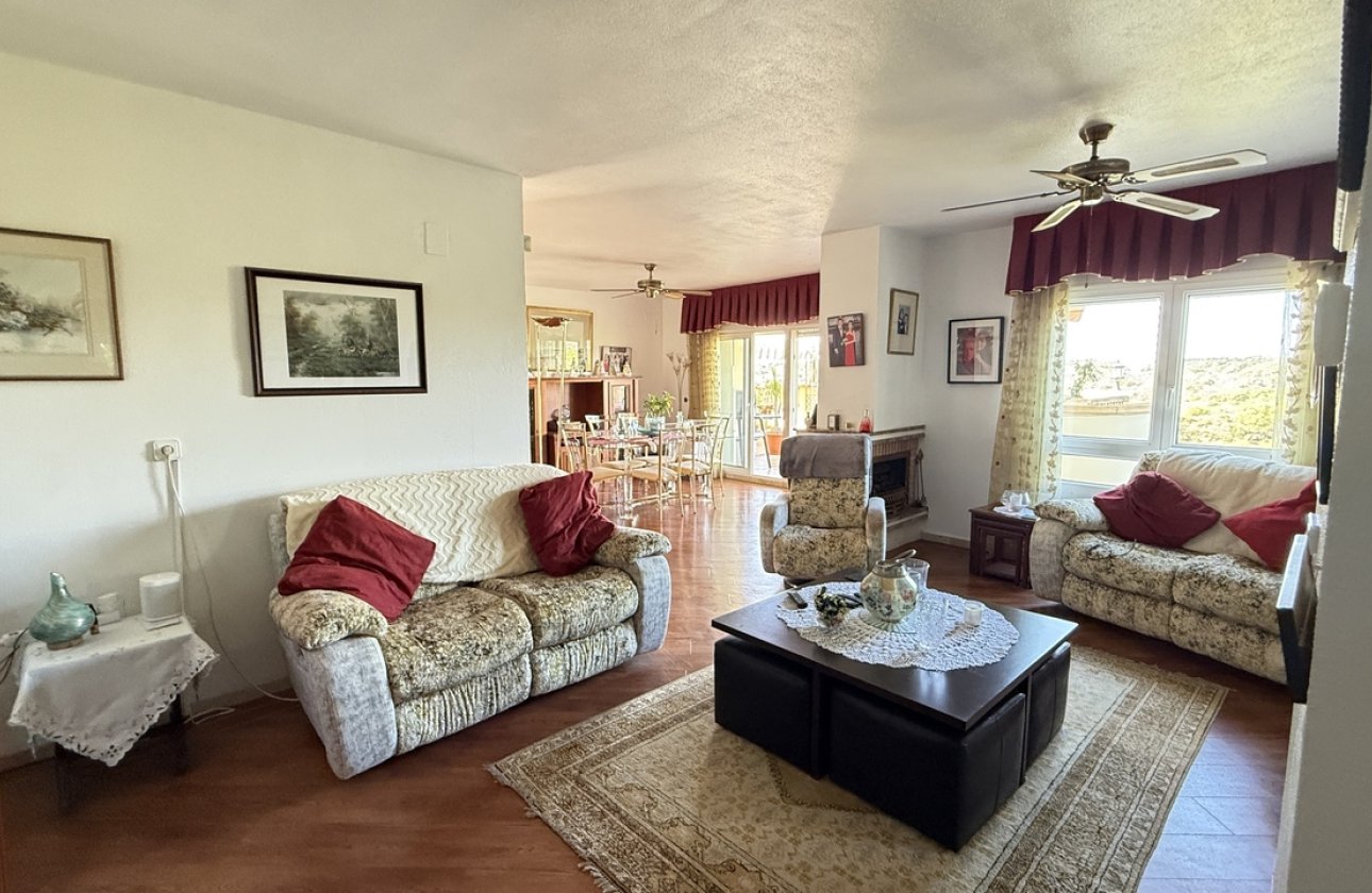 Herverkoop - Villa -
Villamartin - Costa Blanca