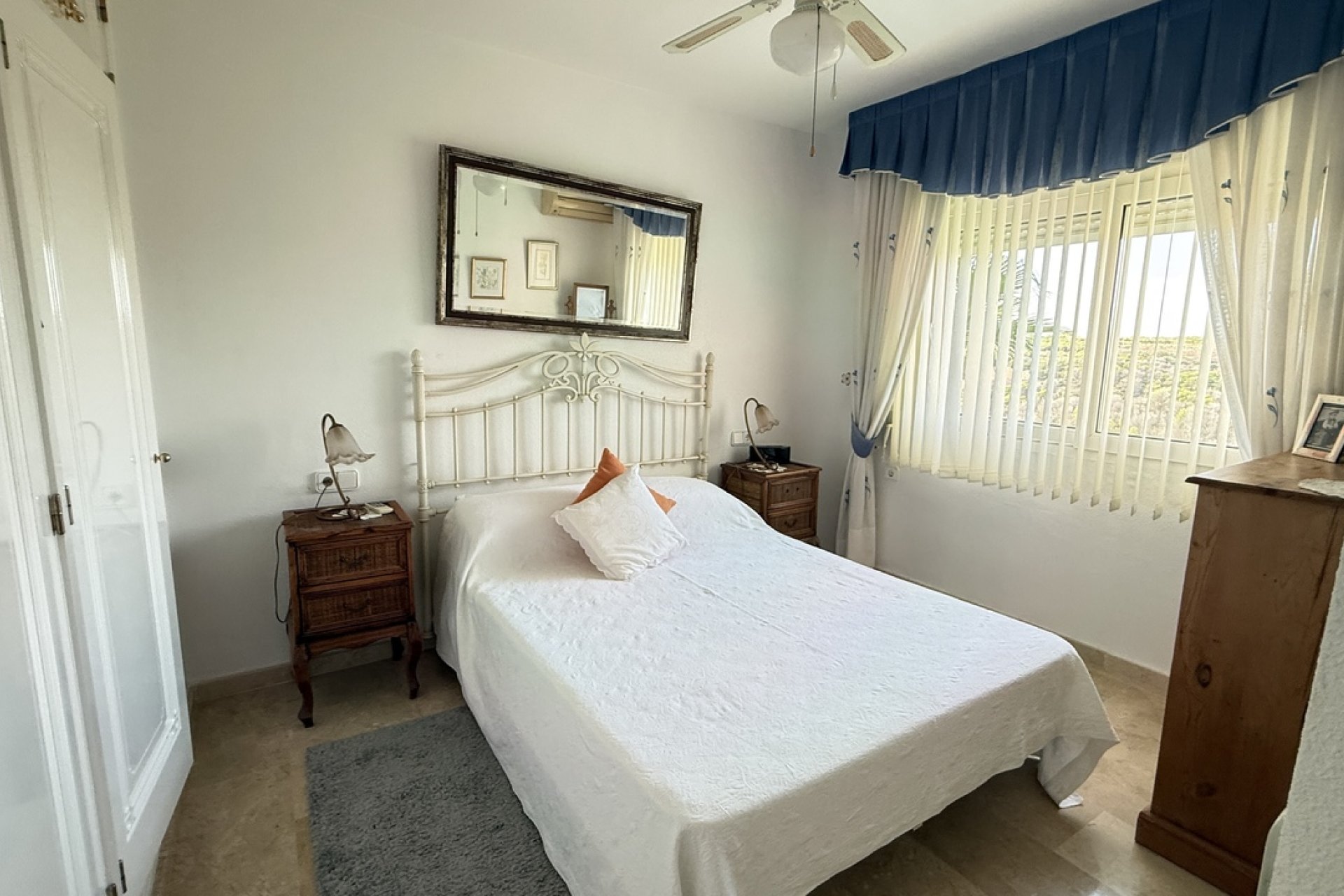 Herverkoop - Villa -
Villamartin - Costa Blanca