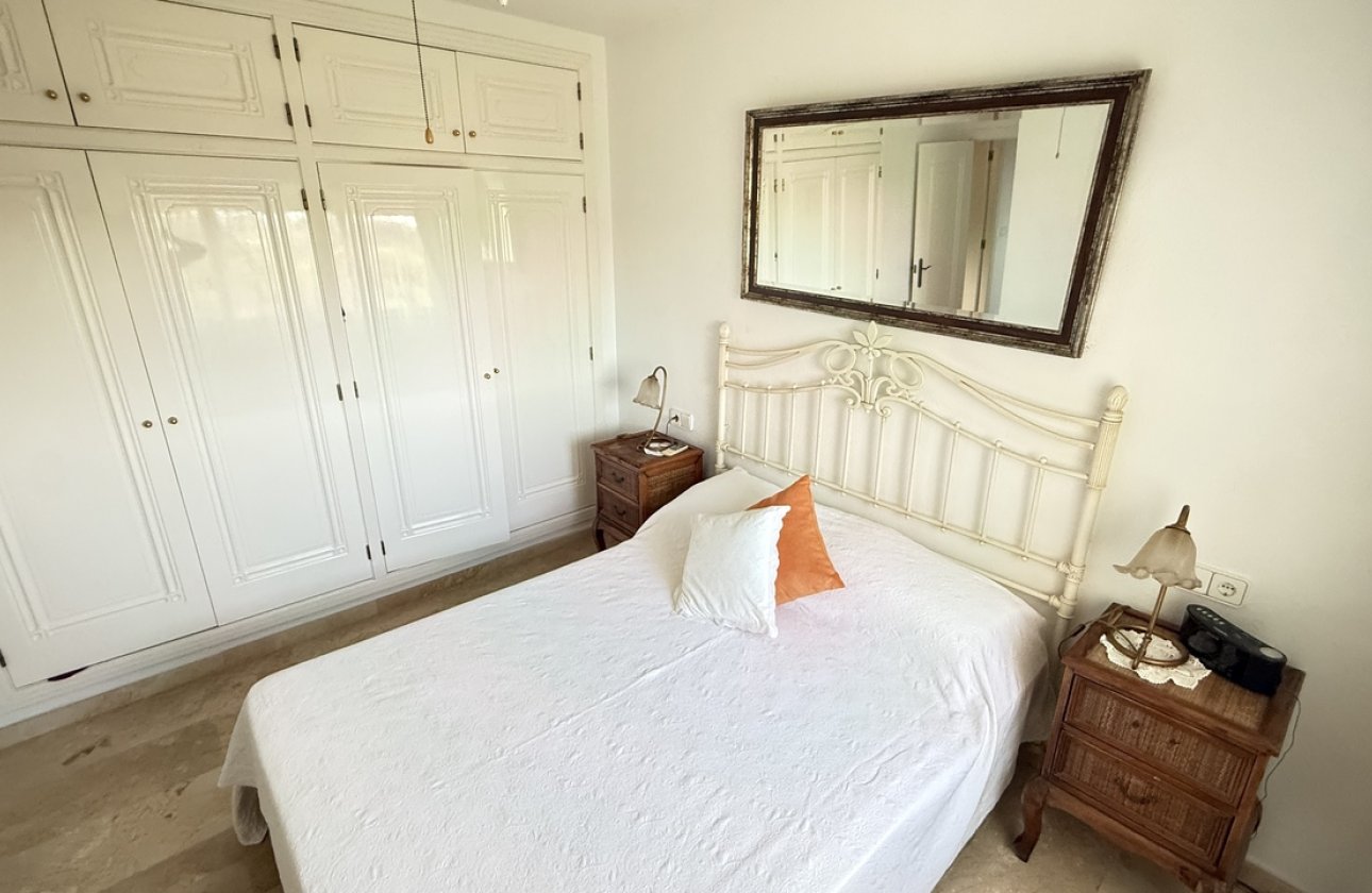 Herverkoop - Villa -
Villamartin - Costa Blanca