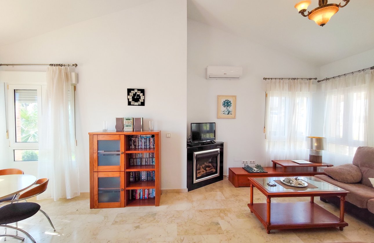 Herverkoop - Villa -
Villamartin - Costa Blanca