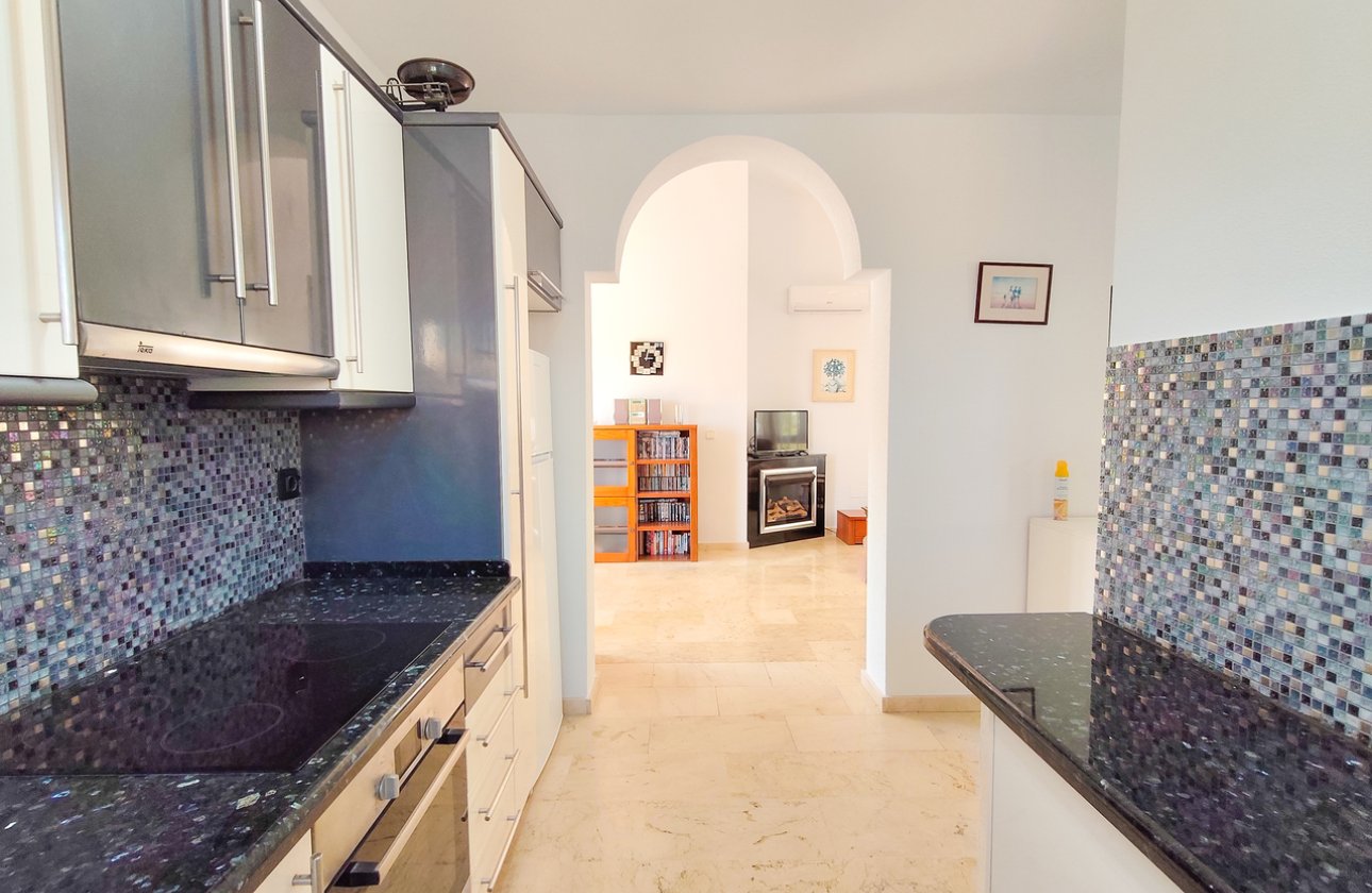 Herverkoop - Villa -
Villamartin - Costa Blanca
