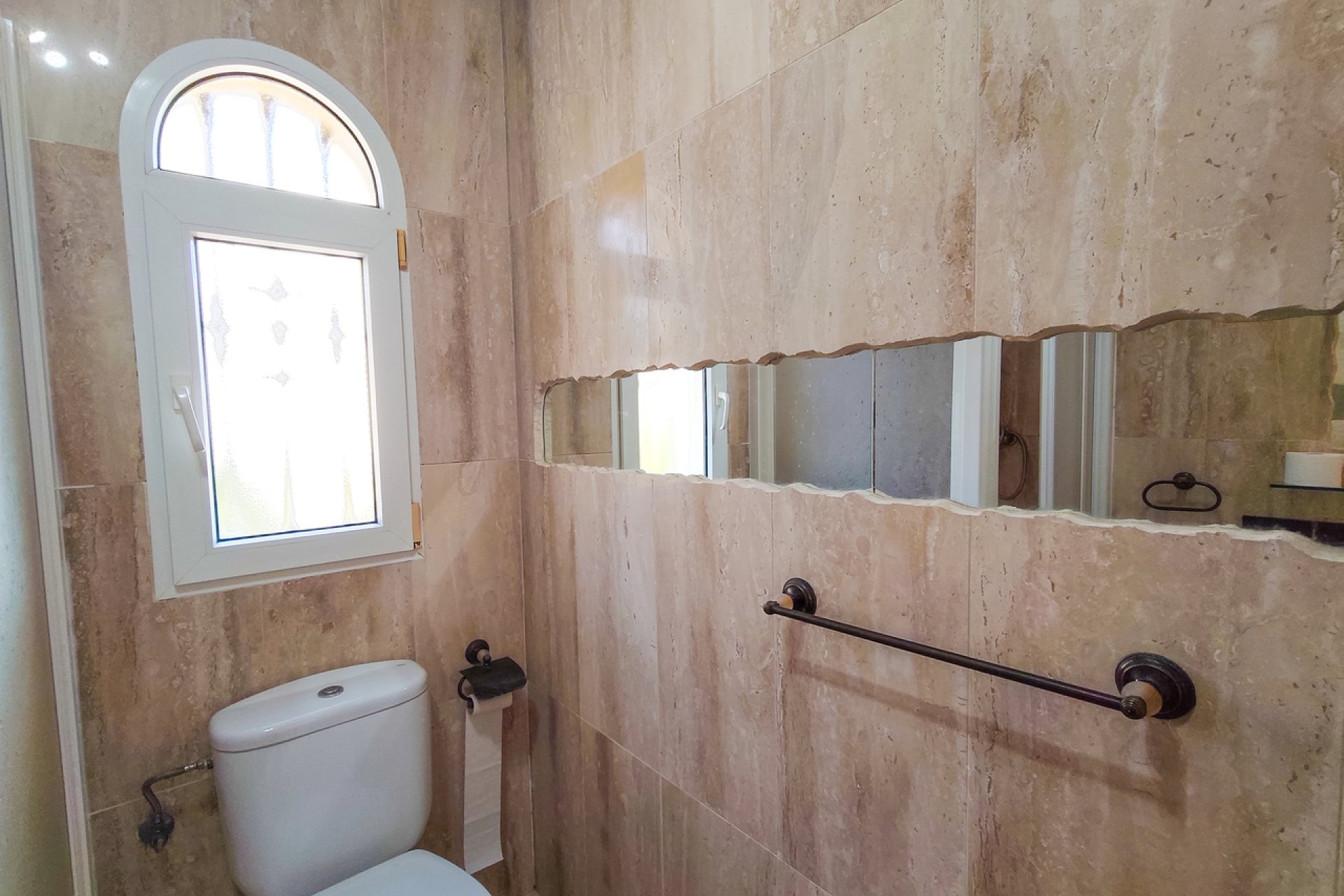 Herverkoop - Villa -
Villamartin - Costa Blanca
