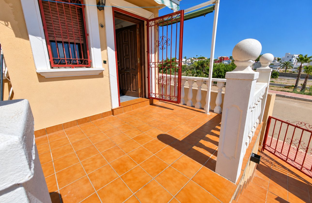 Herverkoop - Villa -
Villamartin - Costa Blanca