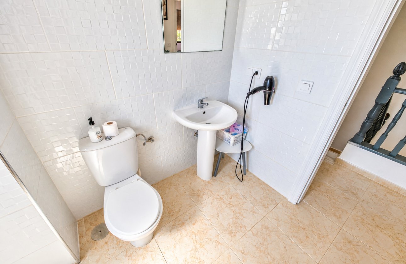 Herverkoop - Villa -
Villamartin - Costa Blanca