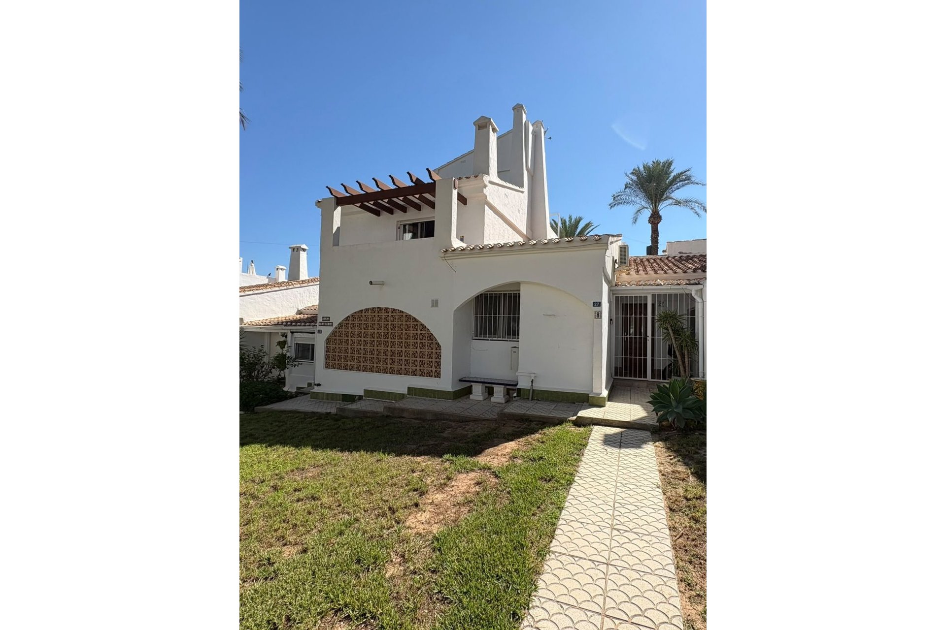 Herverkoop - Villa -
Villamartin - Costa Blanca