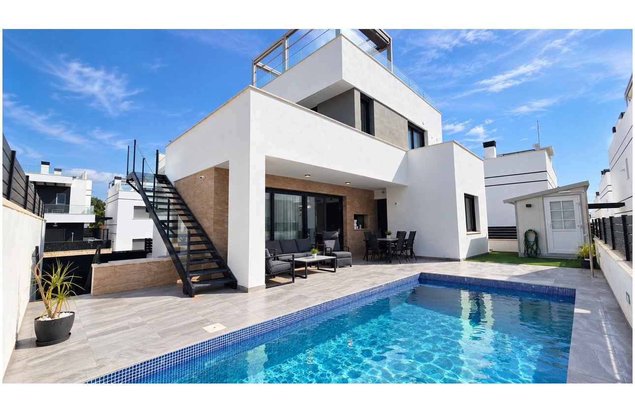 Herverkoop - Villa -
Villamartin - Costa Blanca