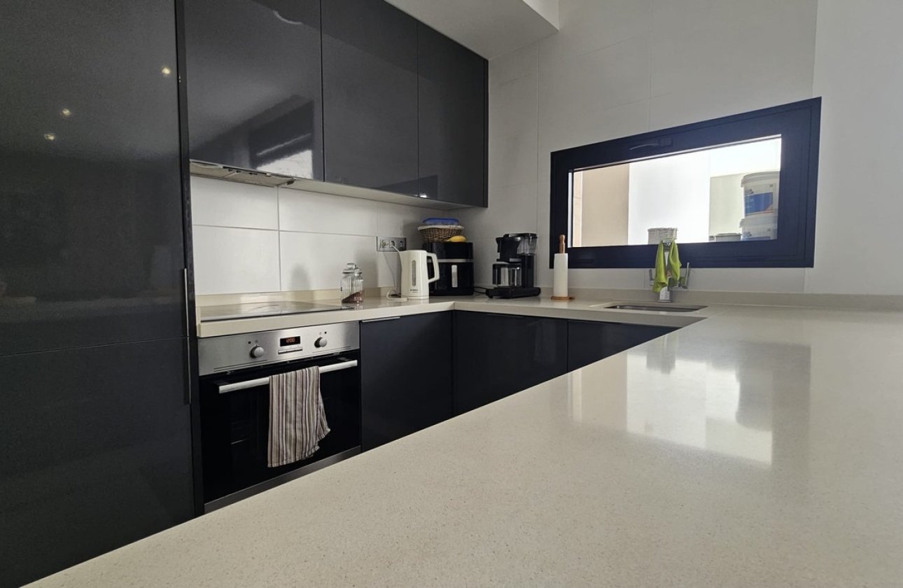 Herverkoop - Villa -
Villamartin - Costa Blanca