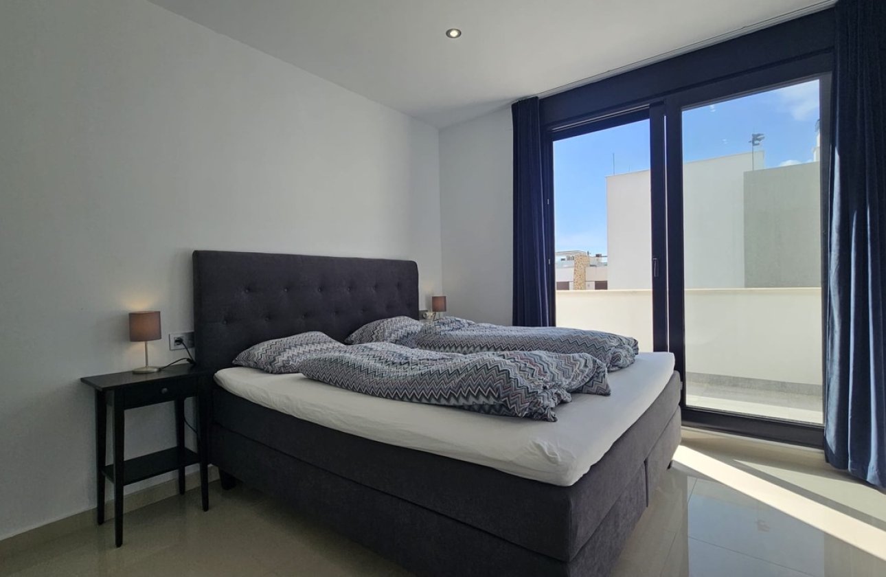 Herverkoop - Villa -
Villamartin - Costa Blanca