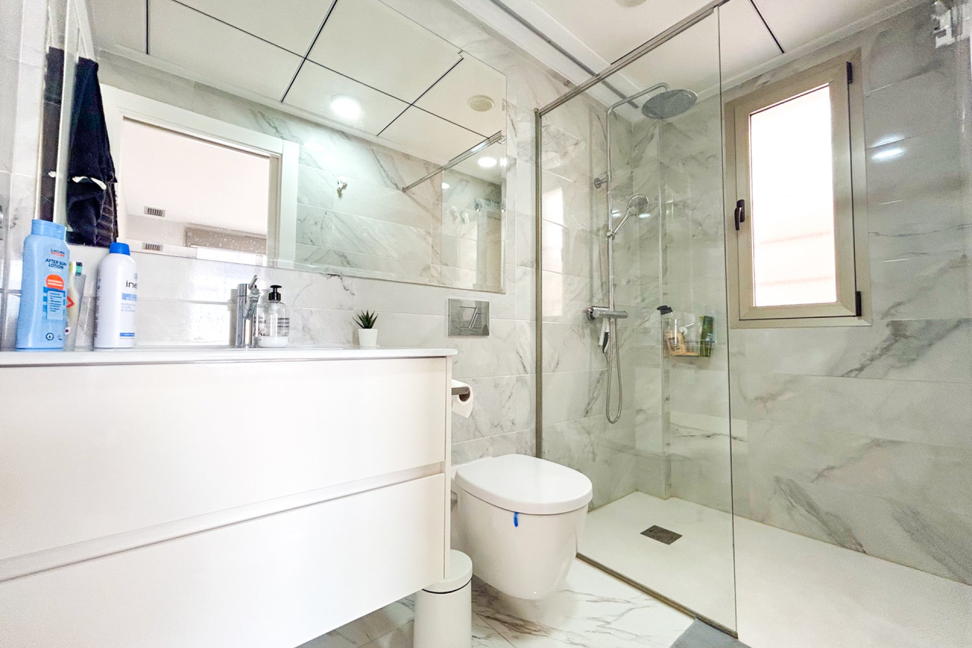 Herverkoop - Villa -
Villamartin - Costa Blanca