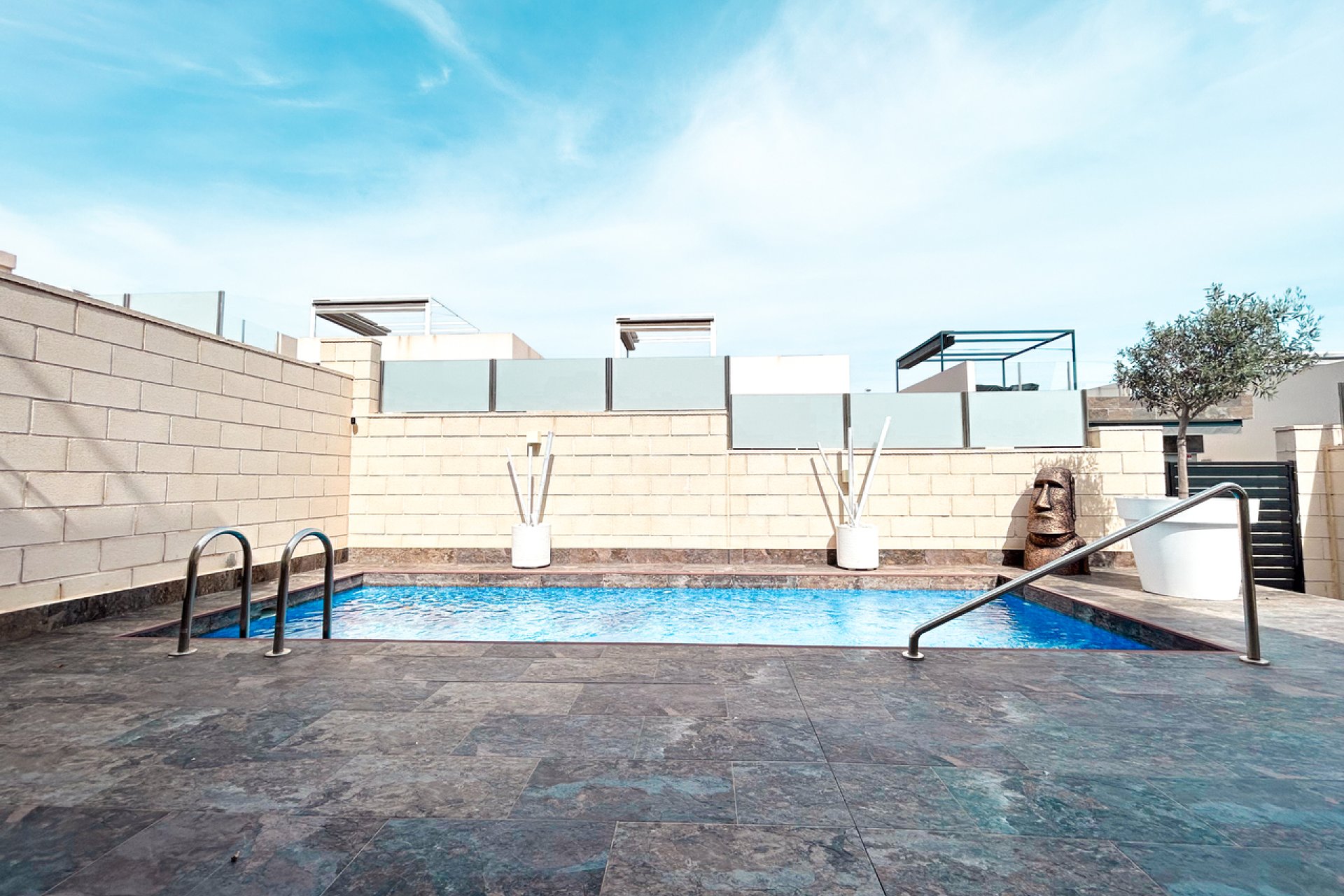 Herverkoop - Villa -
Villamartin - Costa Blanca