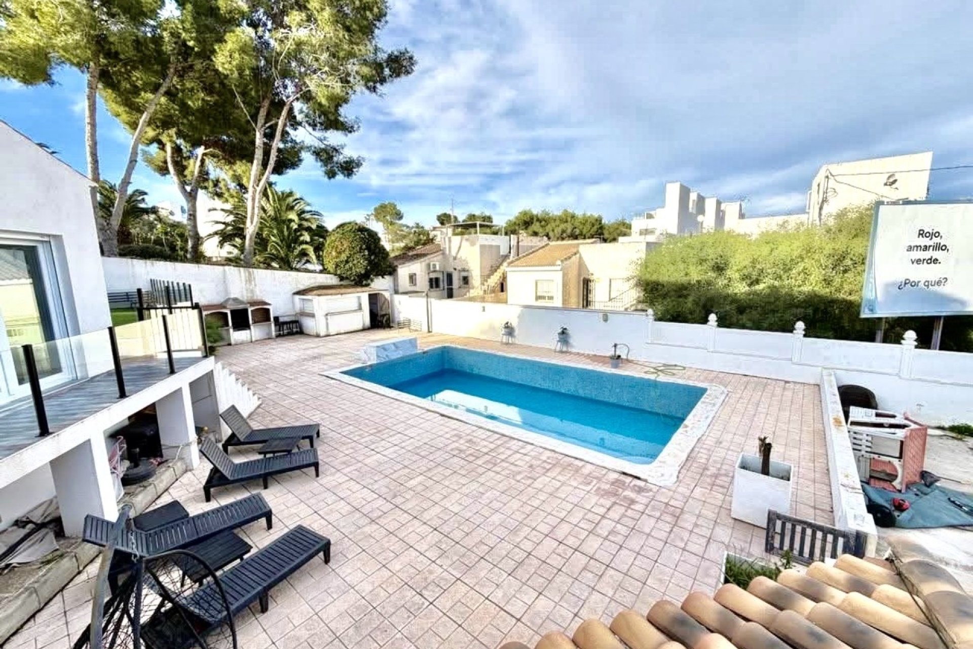Herverkoop - Villa -
Villamartin - Costa Blanca