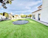 Herverkoop - Villa -
Villamartin - Costa Blanca