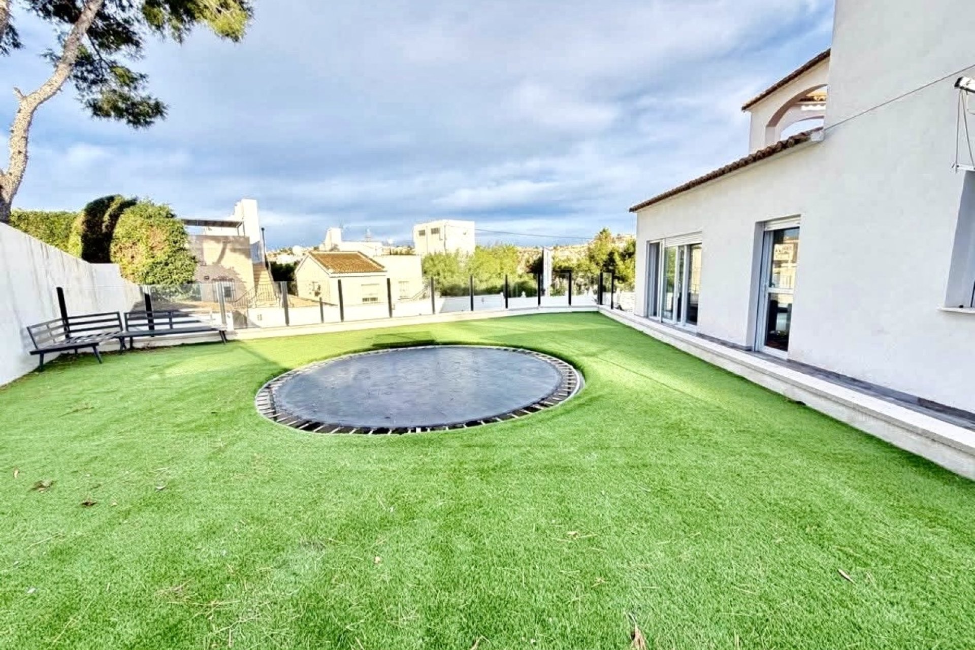 Herverkoop - Villa -
Villamartin - Costa Blanca