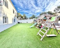 Herverkoop - Villa -
Villamartin - Costa Blanca