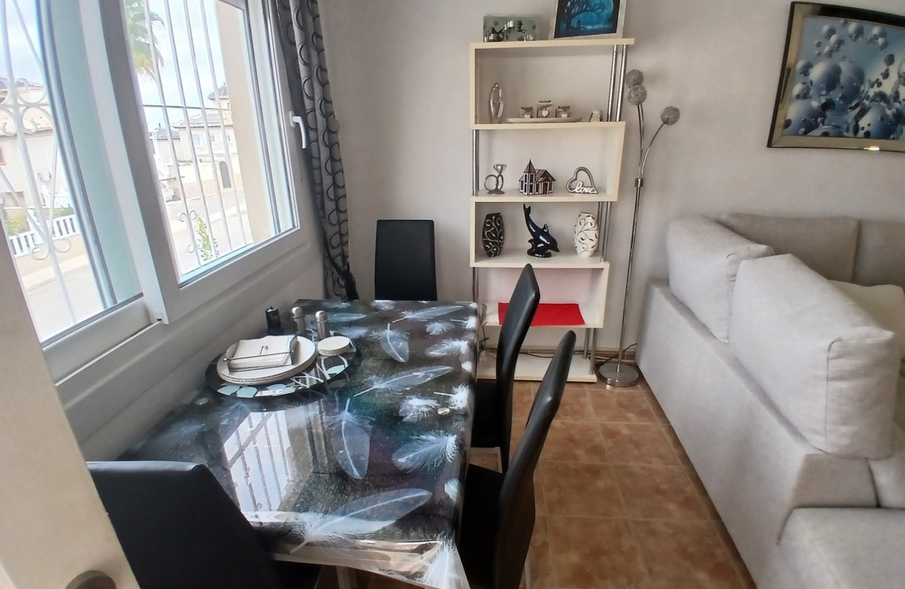Herverkoop - Villa -
Villamartin - Costa Blanca
