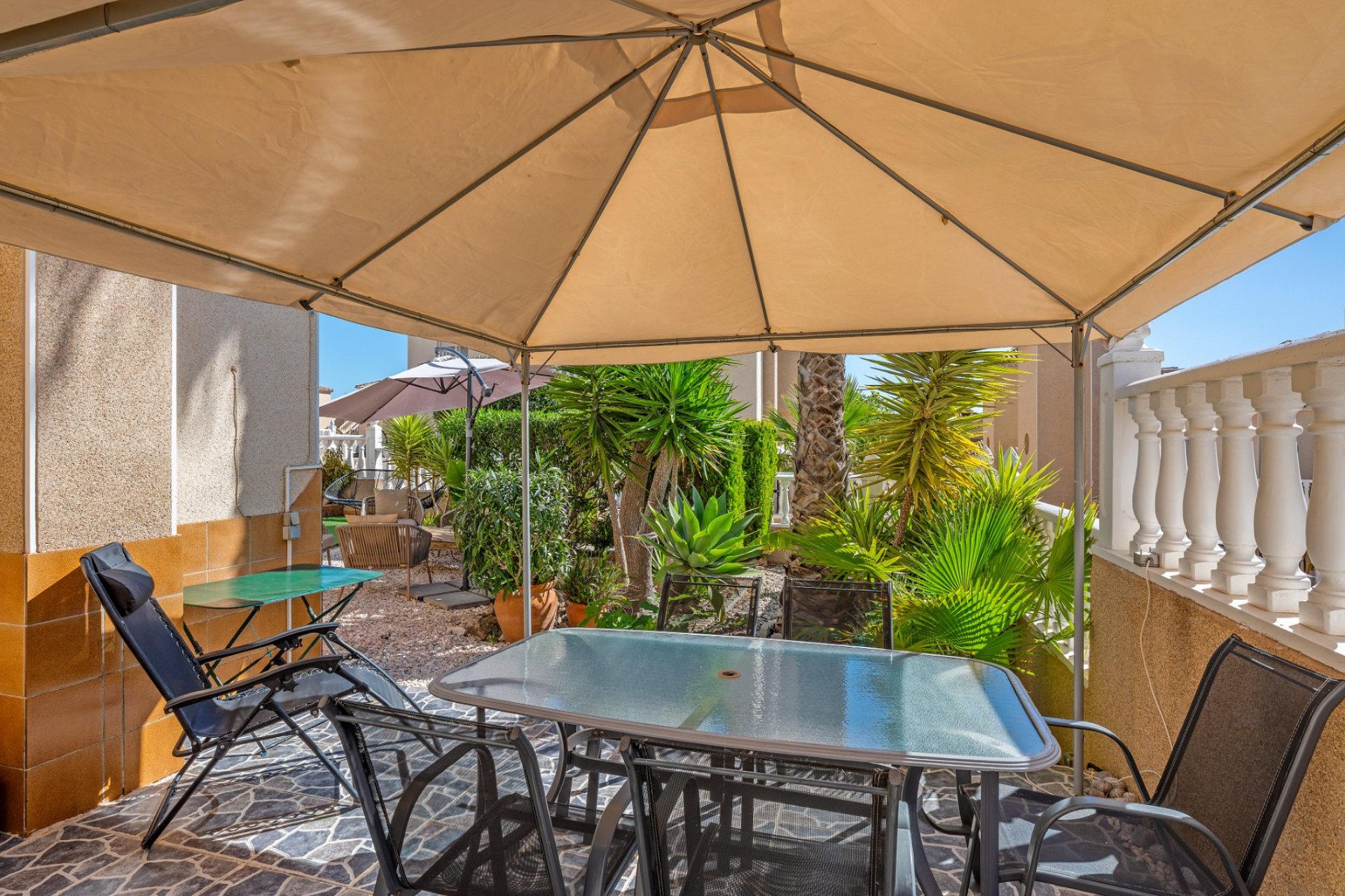 Herverkoop - Villa -
Villamartin - Costa Blanca