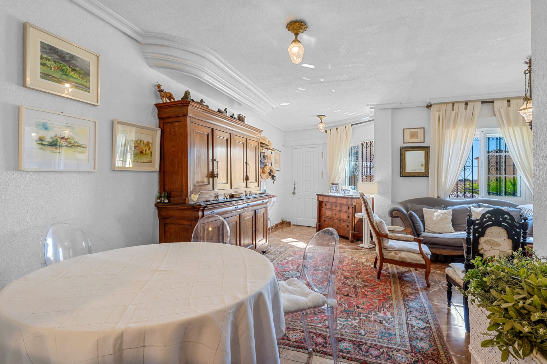 Herverkoop - Villa -
Villamartin - Costa Blanca