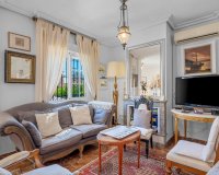 Herverkoop - Villa -
Villamartin - Costa Blanca