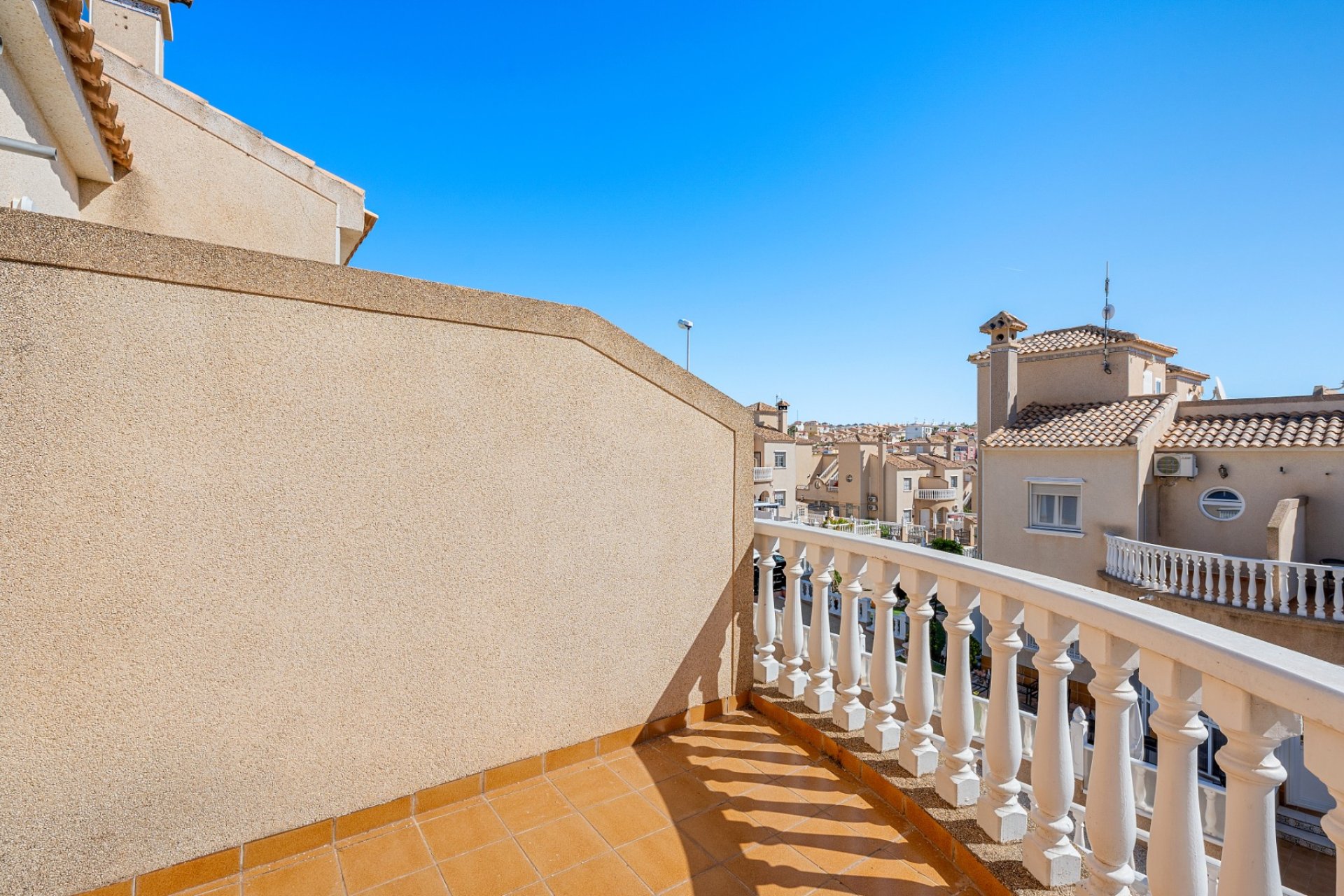 Herverkoop - Villa -
Villamartin - Costa Blanca
