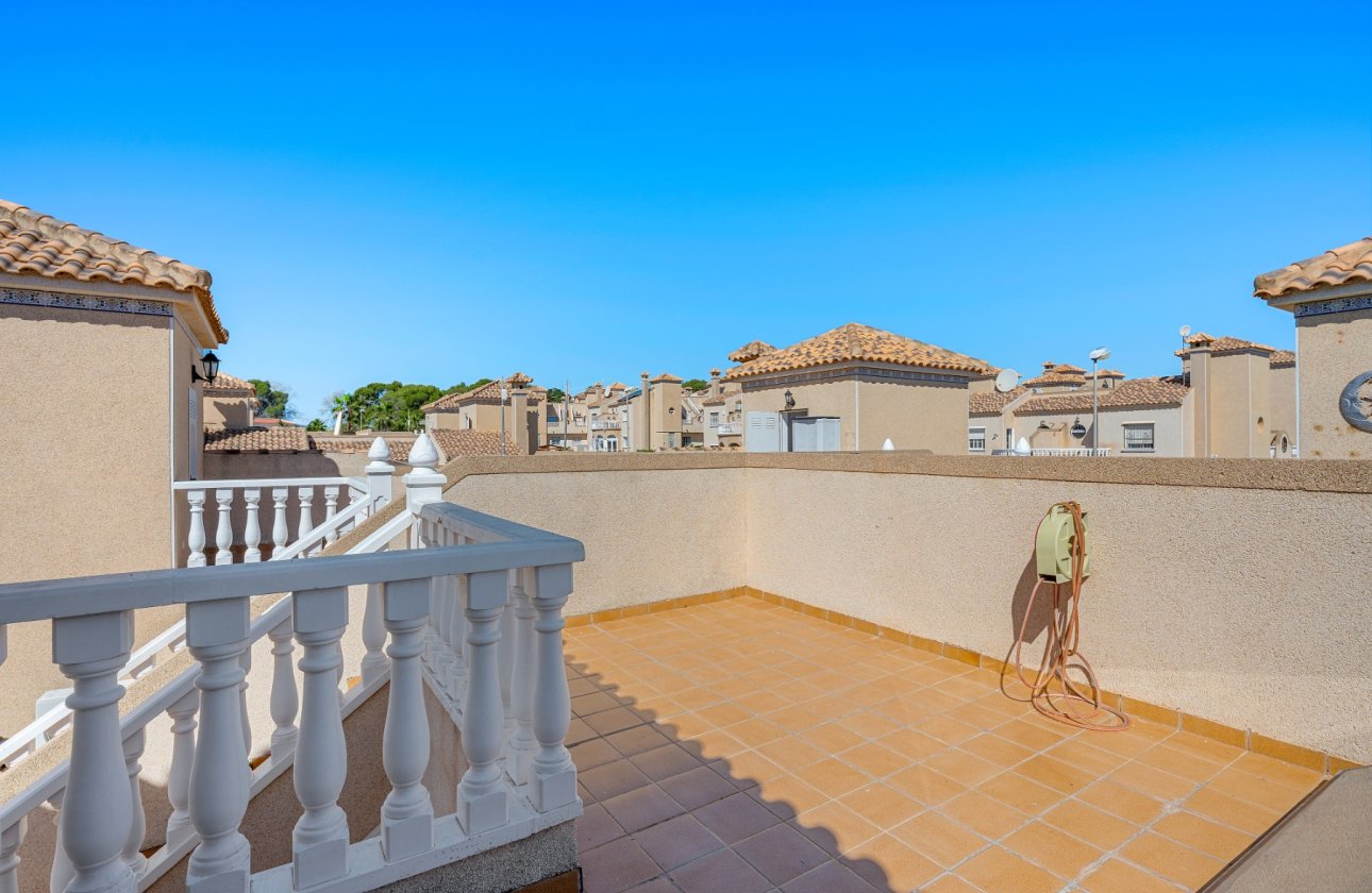 Herverkoop - Villa -
Villamartin - Costa Blanca
