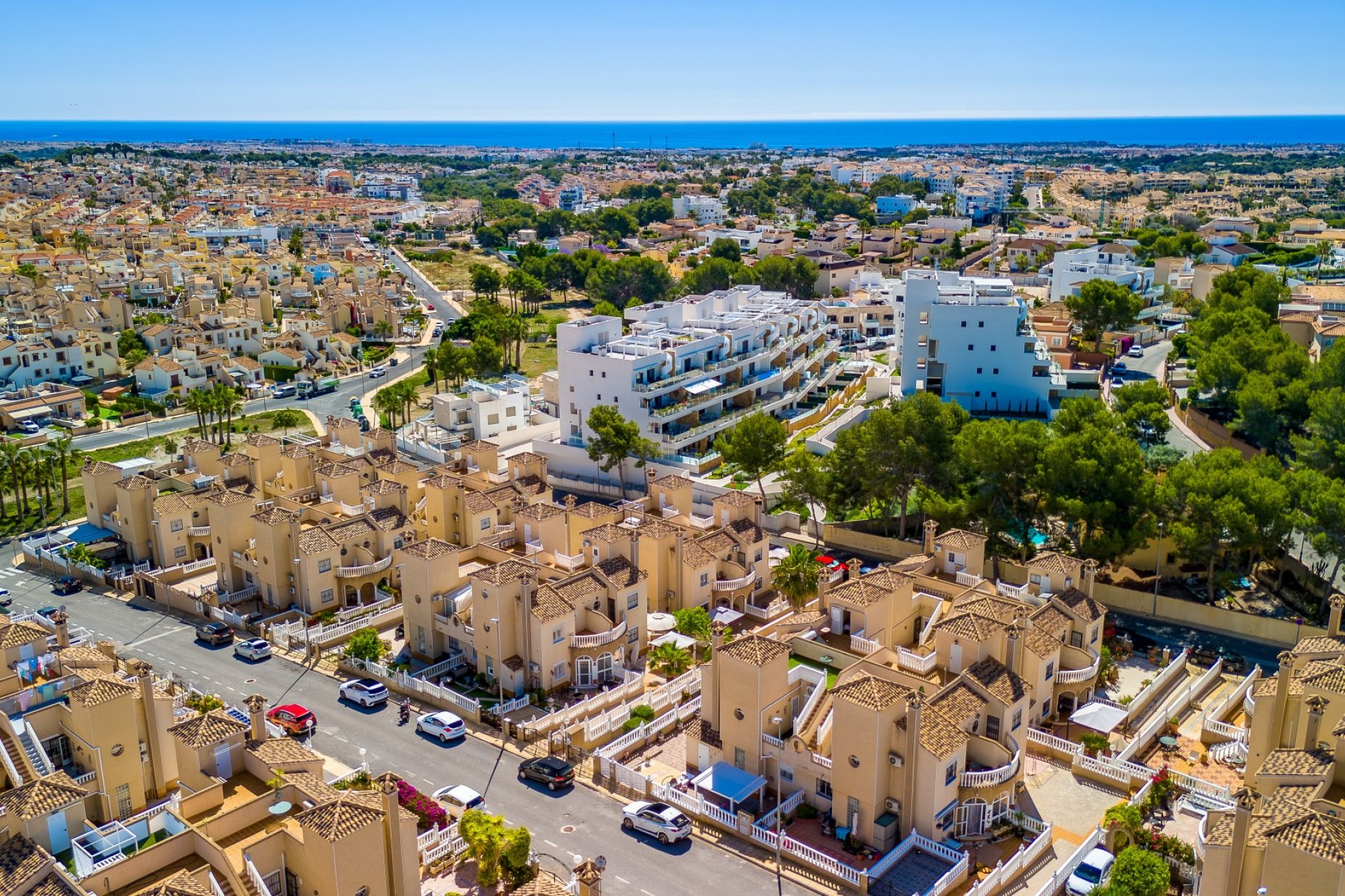 Herverkoop - Villa -
Villamartin - Costa Blanca