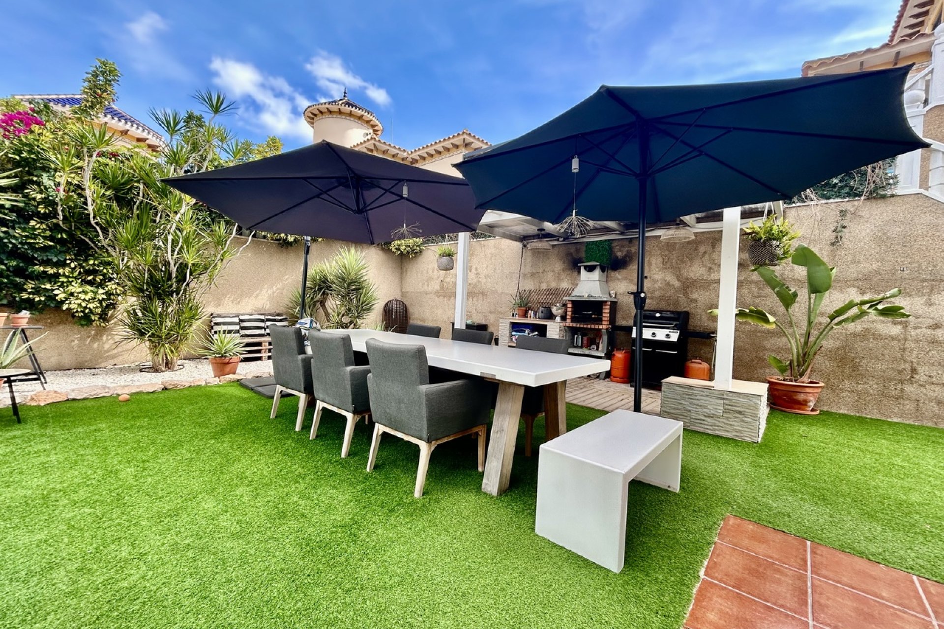 Herverkoop - Villa -
Villamartin - Costa Blanca
