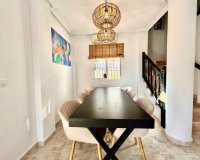 Herverkoop - Villa -
Villamartin - Costa Blanca