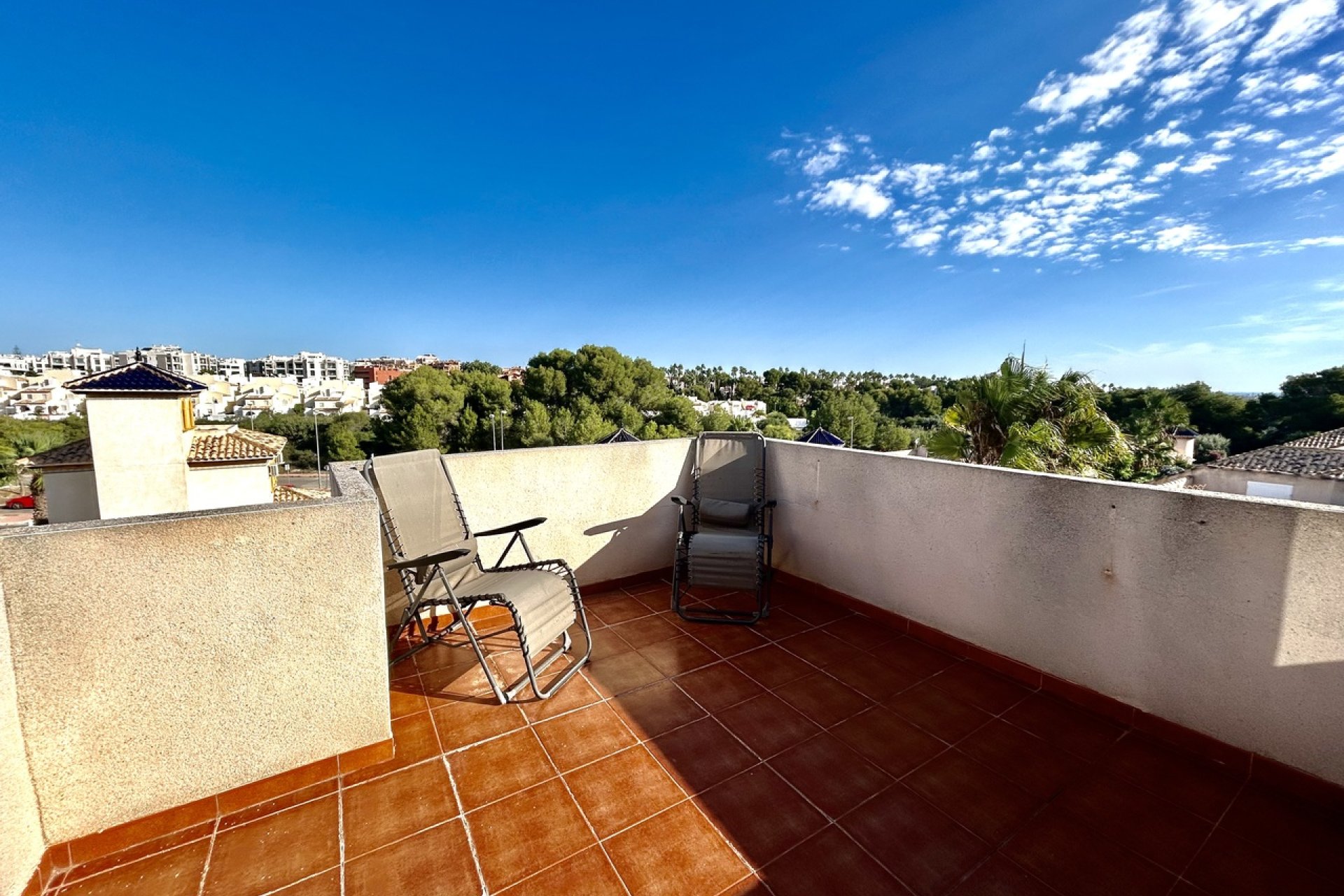 Herverkoop - Villa -
Villamartin - Costa Blanca