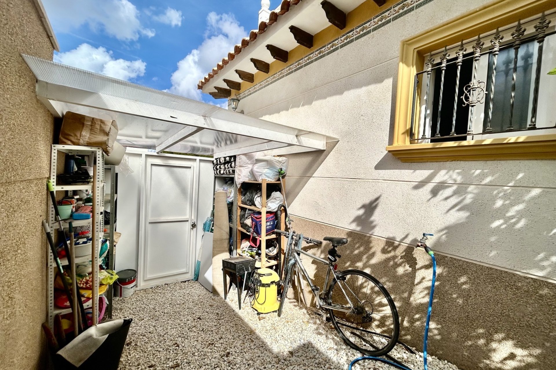 Herverkoop - Villa -
Villamartin - Costa Blanca
