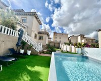 Herverkoop - Villa -
Villamartin - Costa Blanca
