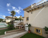 Herverkoop - Villa -
Villamartin - Costa Blanca