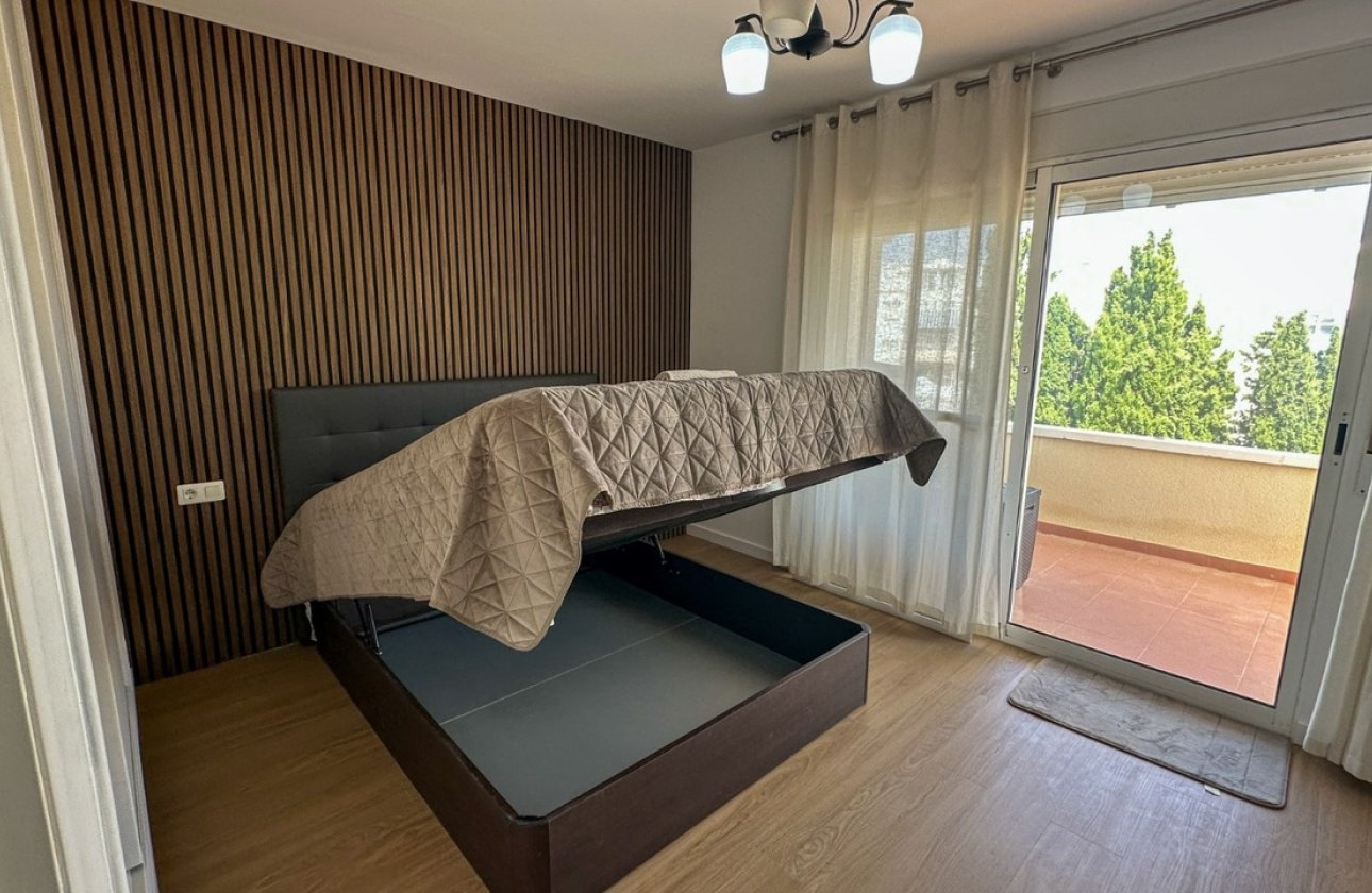 Herverkoop - Villa -
Villamartin - Costa Blanca