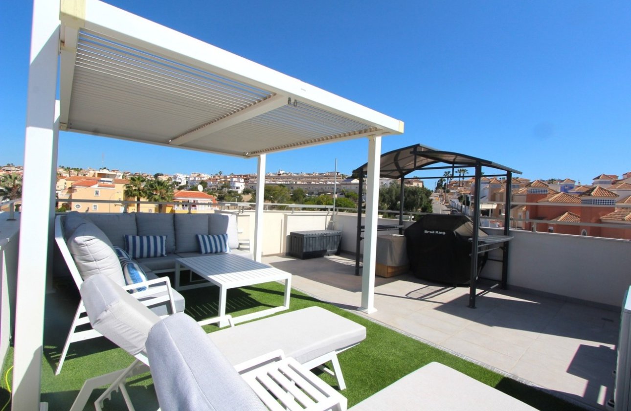 Herverkoop - Villa -
Villamartin - El Galan