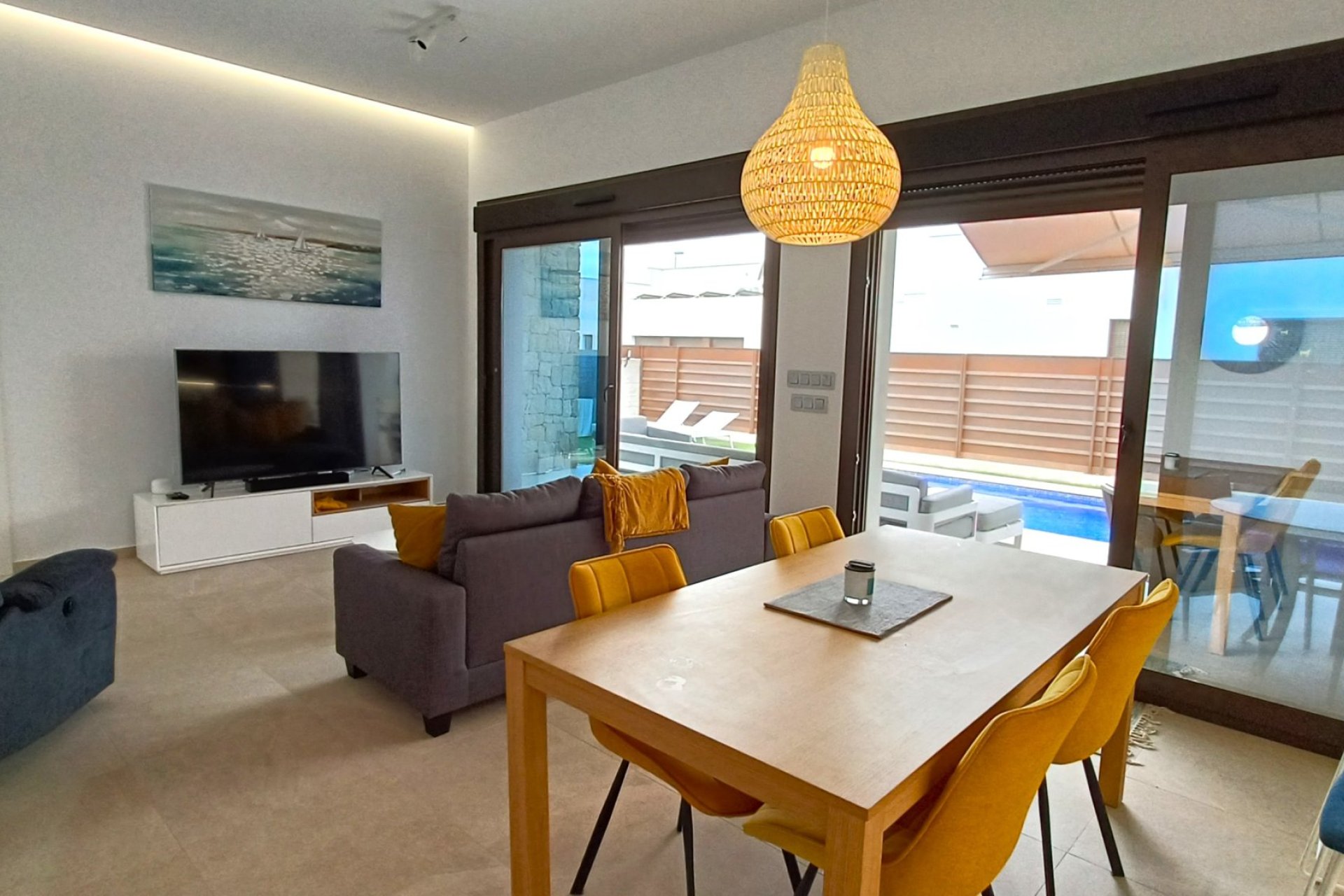 Herverkoop - Villa -
Vistabella Golf Entre Naranjos - Inland