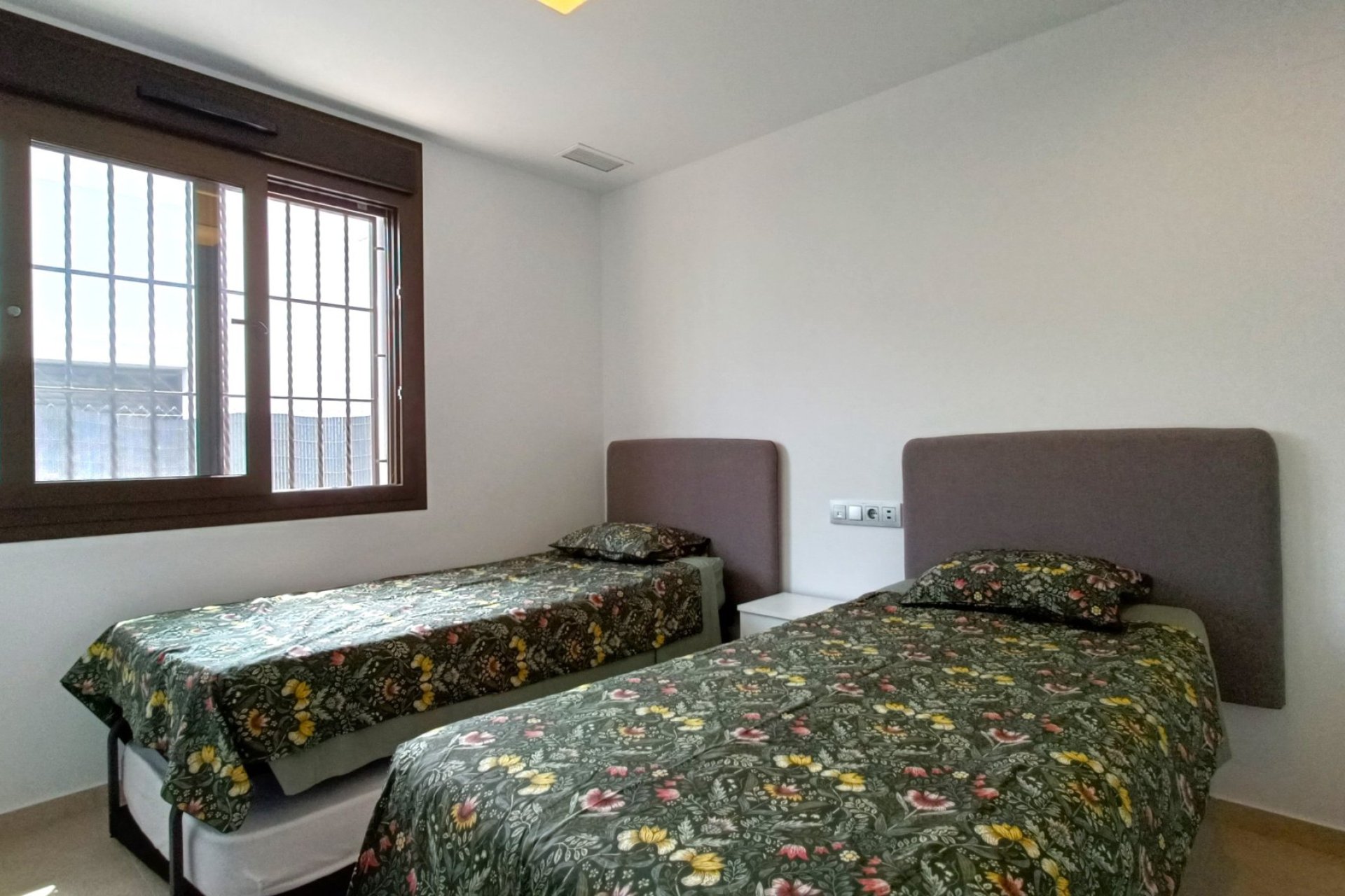 Herverkoop - Villa -
Vistabella Golf Entre Naranjos - Inland