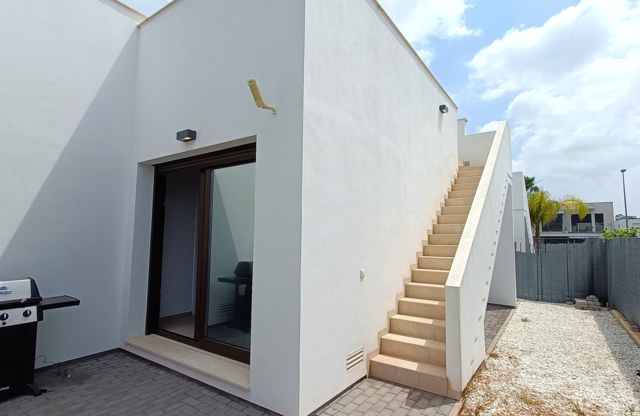 Herverkoop - Villa -
Vistabella Golf Entre Naranjos - Inland