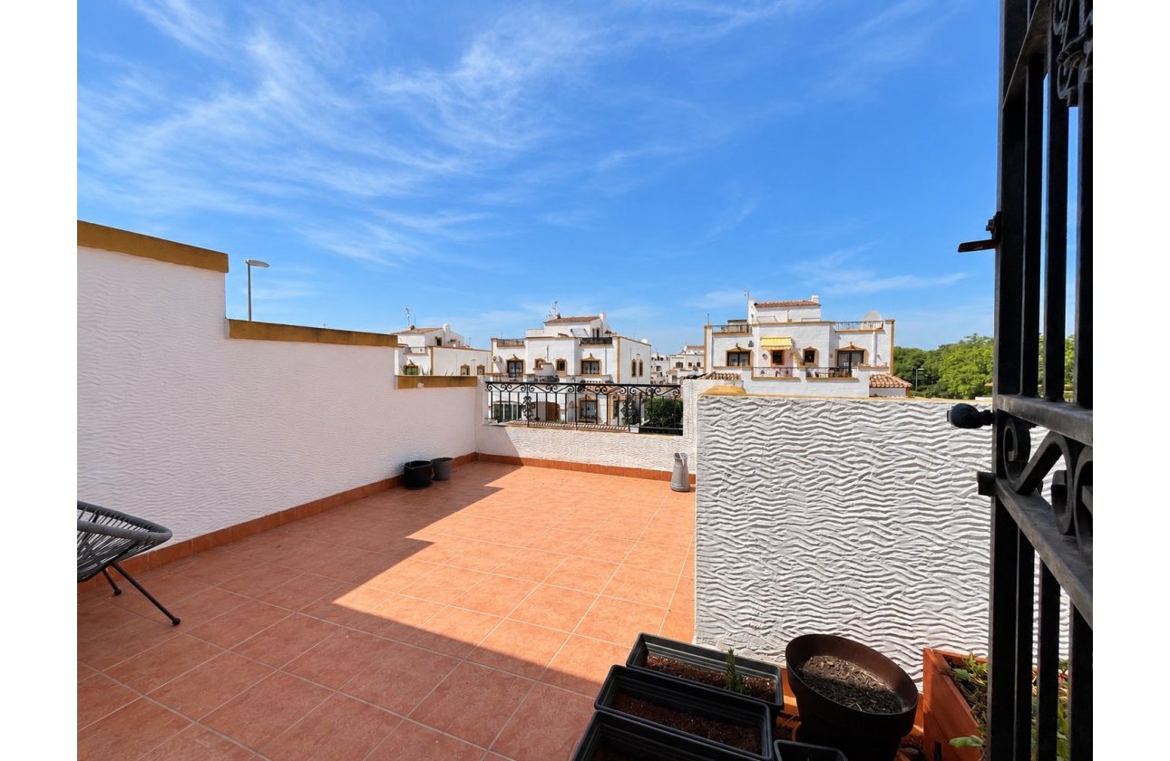 Herverkoop - Villa -
Vistabella Golf Entre Naranjos - Inland
