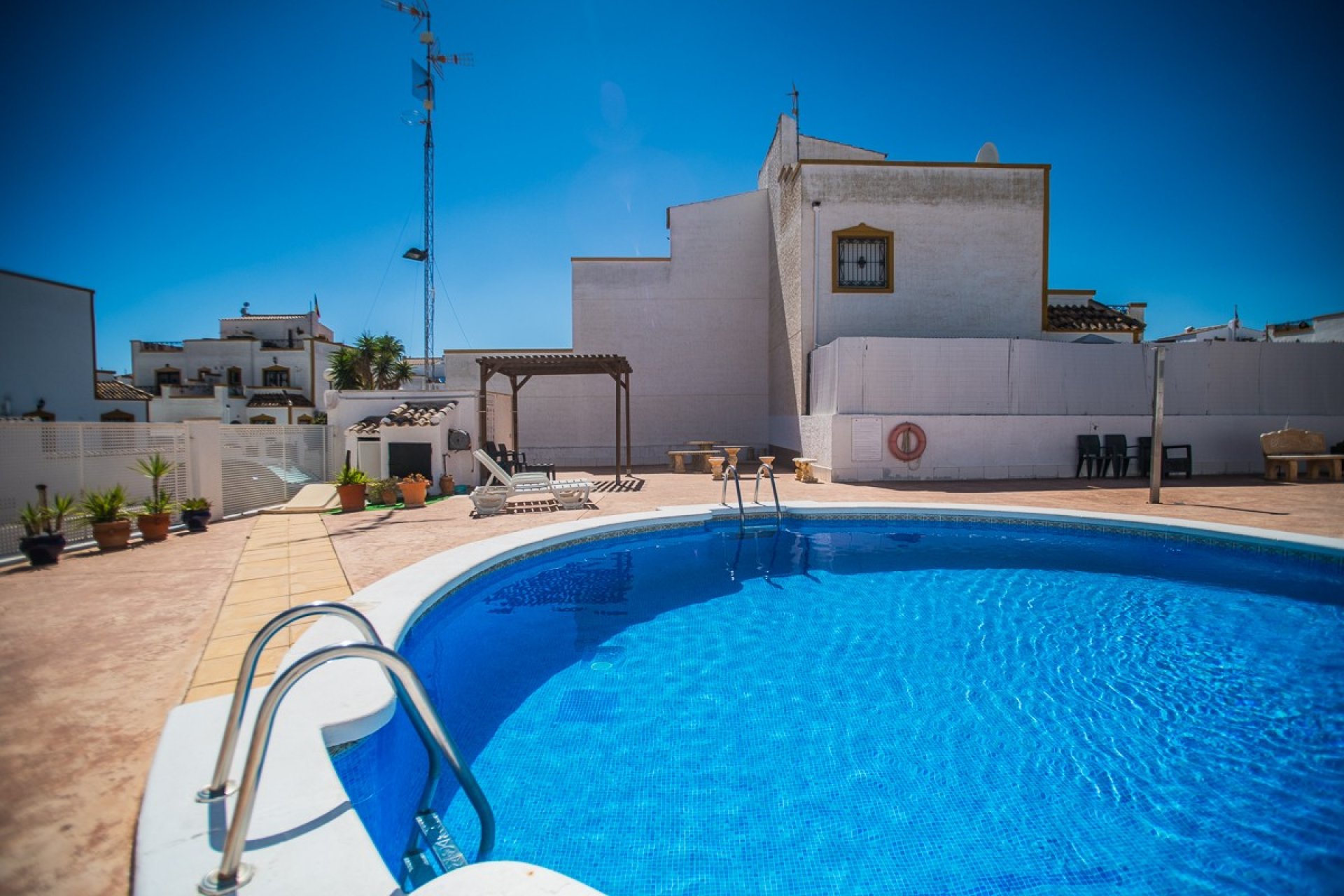 Herverkoop - Villa -
Vistabella Golf Entre Naranjos - Inland