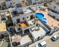 Herverkoop - Villa -
Vistabella Golf Entre Naranjos - Inland