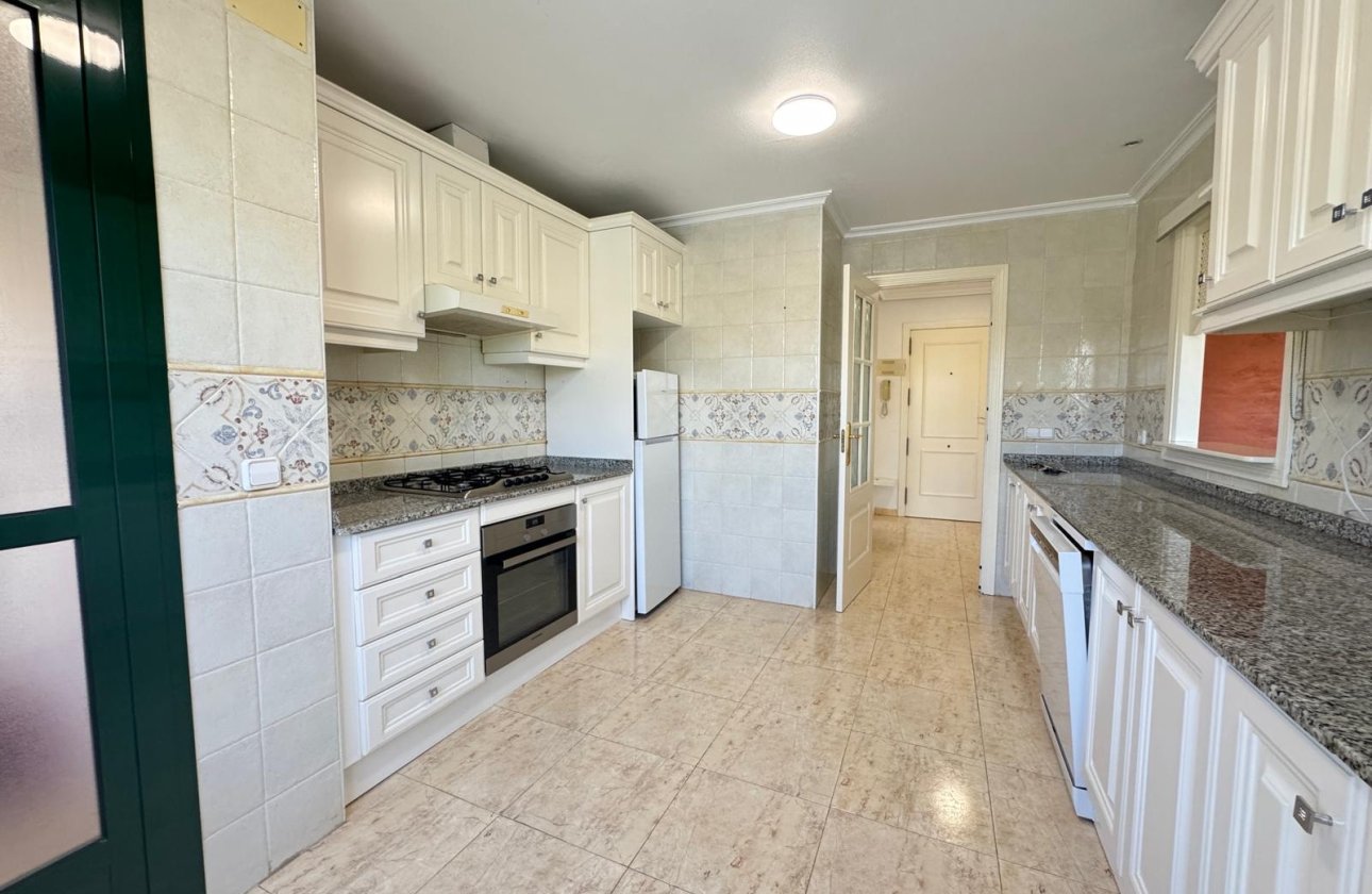 Location - Appartement -
Orihuela Costa - Lomas de Campoamor