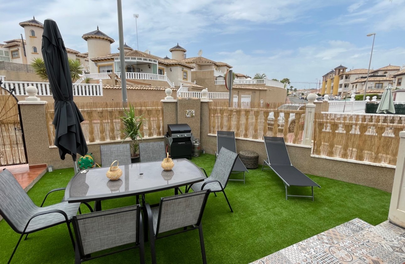 Location - Town House -
Orihuela Costa - Villamartín