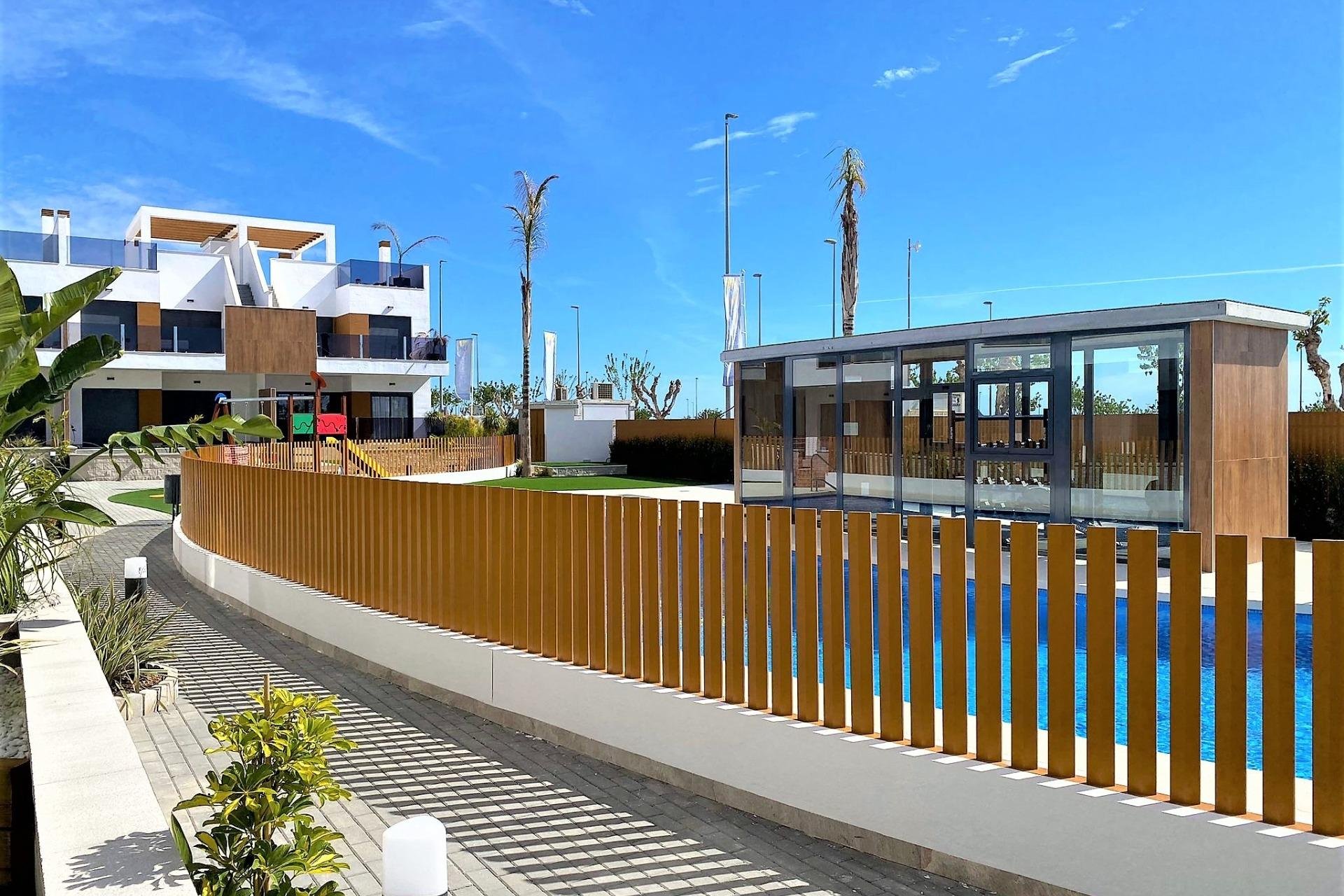 New Build - Bungalow -
Pilar de la Horadada - Polideportivo