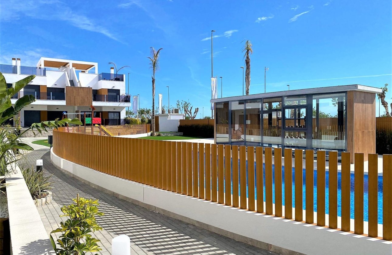 New Build - Bungalow -
Pilar de la Horadada - Polideportivo