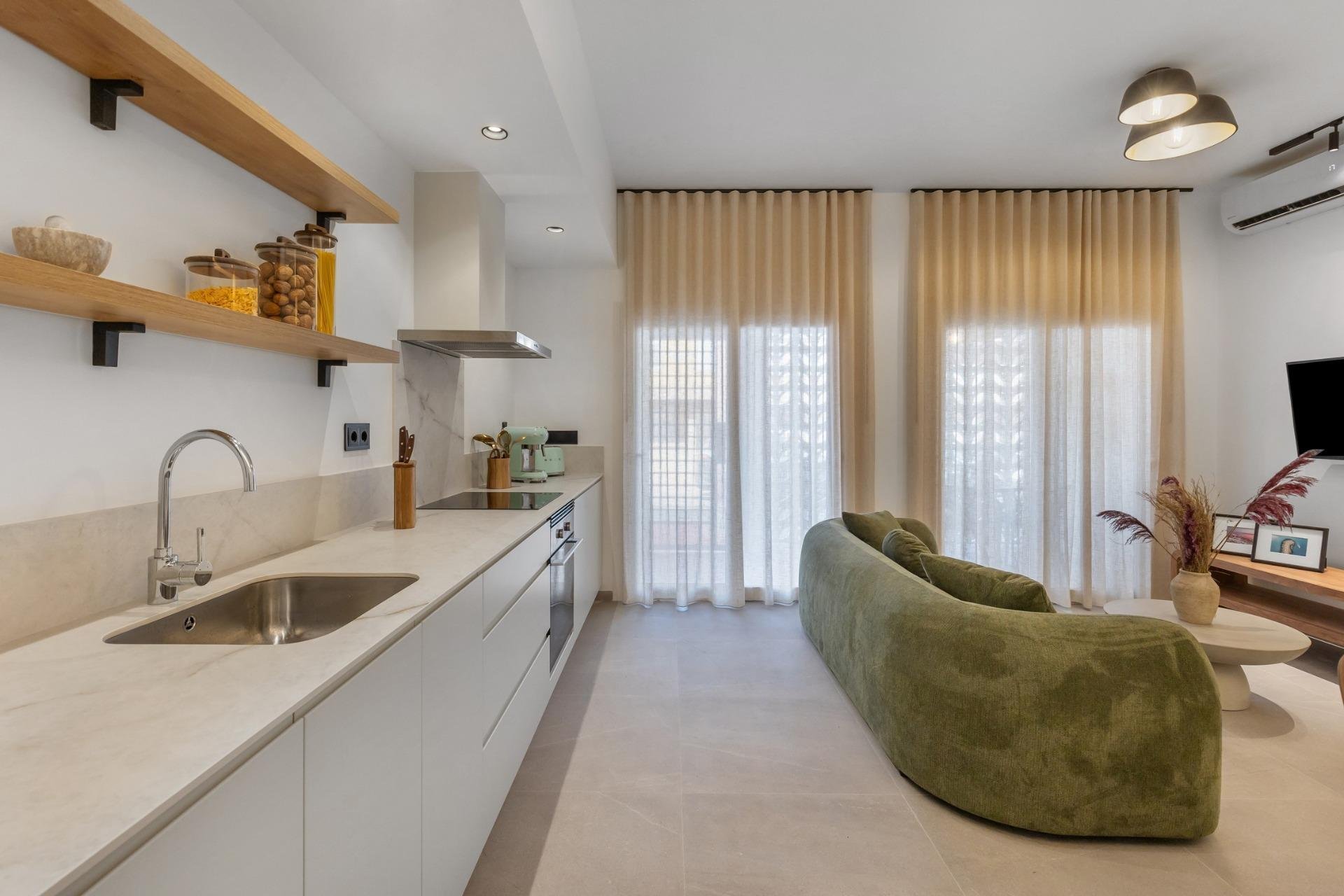 New Build - Ground floor apartment -
Torrevieja - Playa Los Naufragos