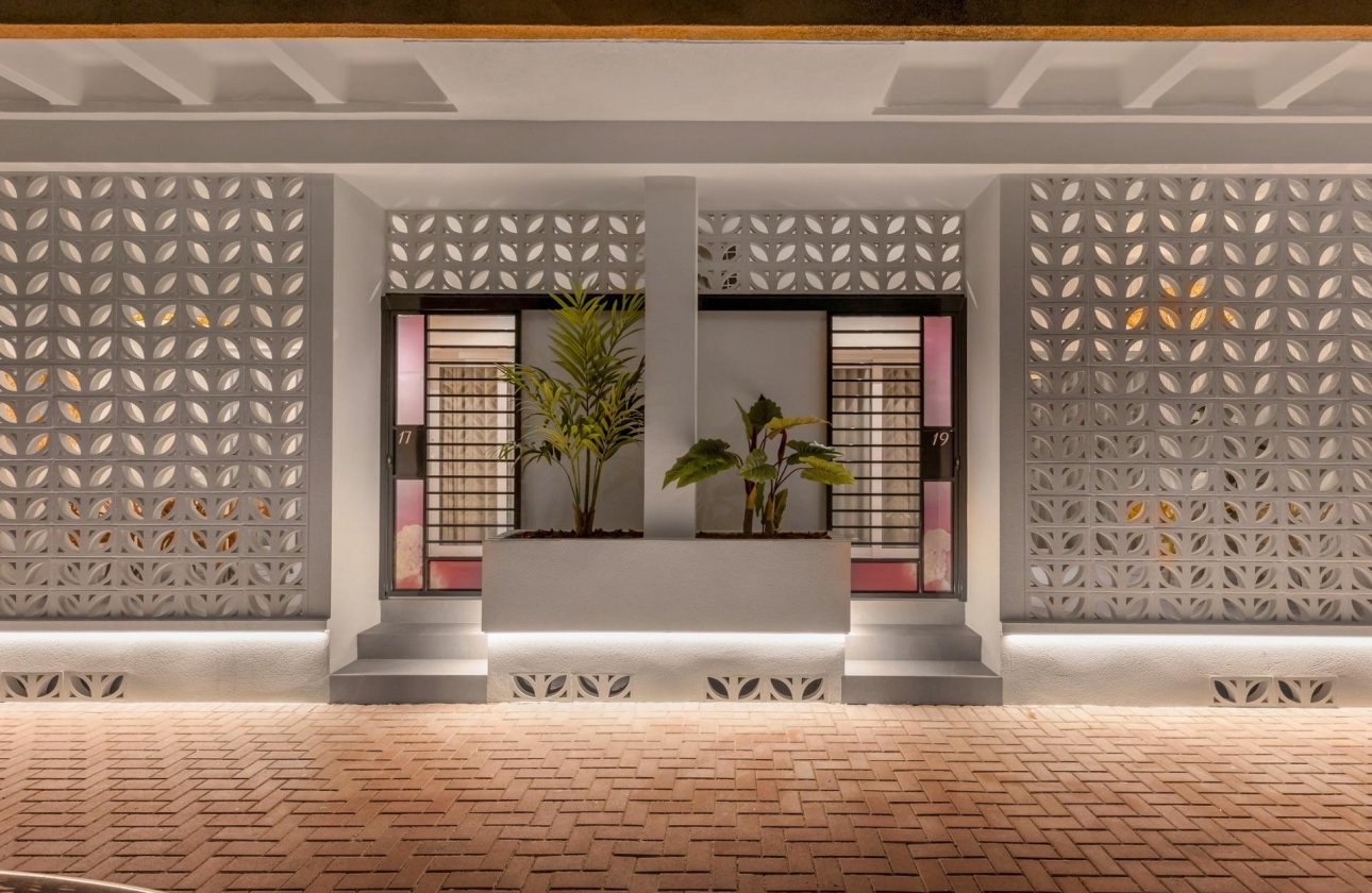 New Build - Ground floor apartment -
Torrevieja - Playa Los Naufragos