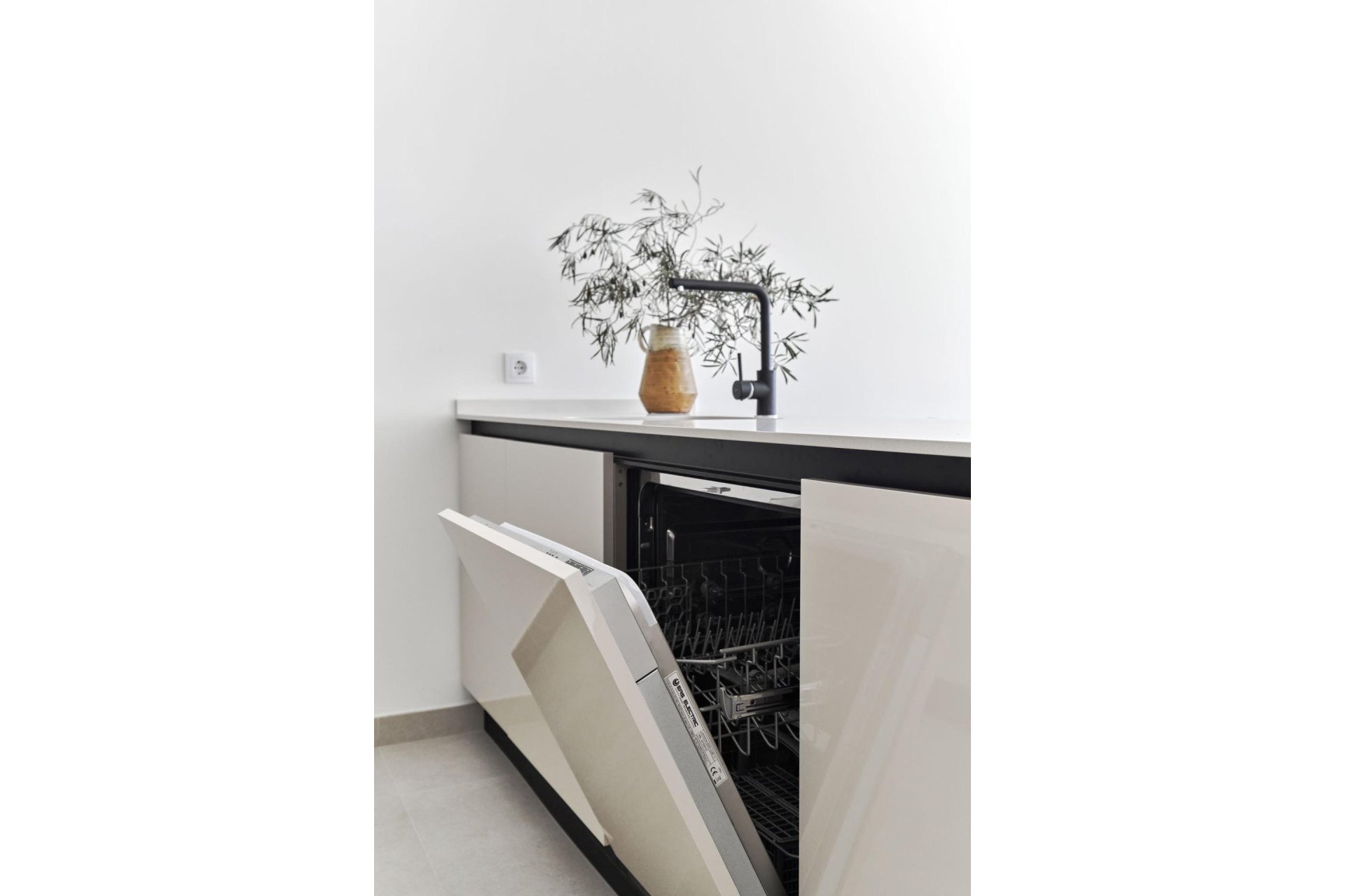 New Build - Ground Floor Bungalow -
Torrevieja - Villa Amalia