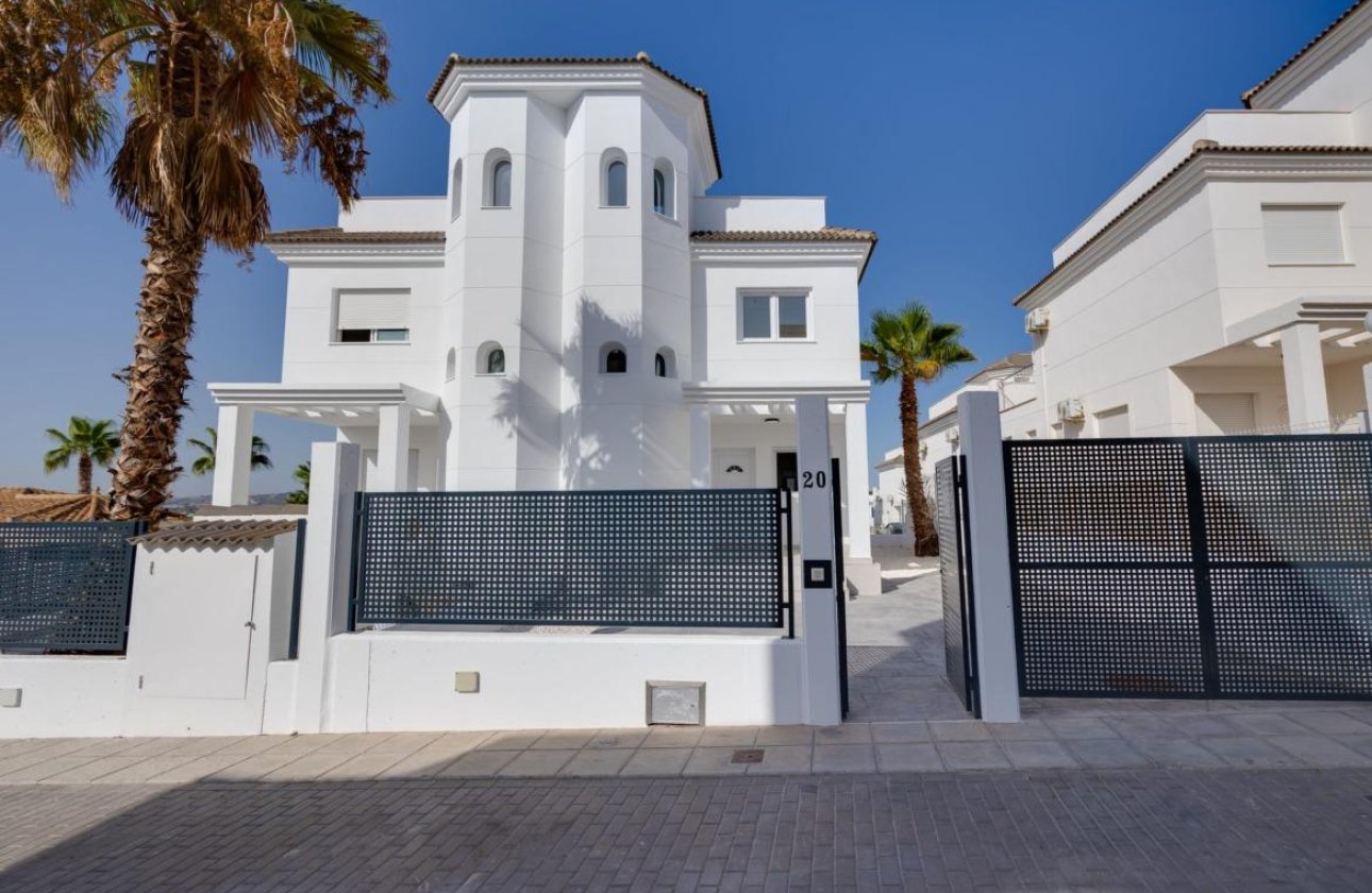 New Build - Semidetached -
San Fulgencio - El Oasis