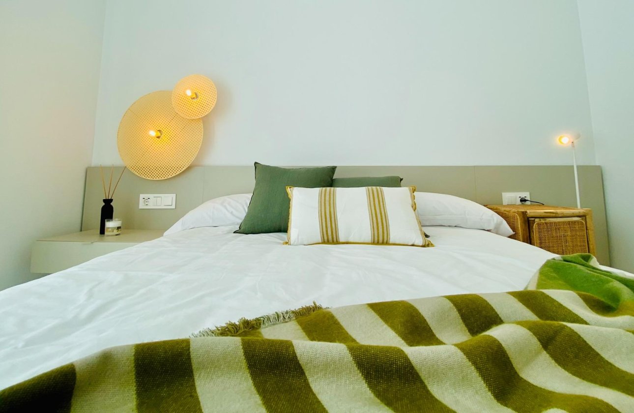 New Build - Top Floor Bungalow -
Pilar de la Horadada - pueblo